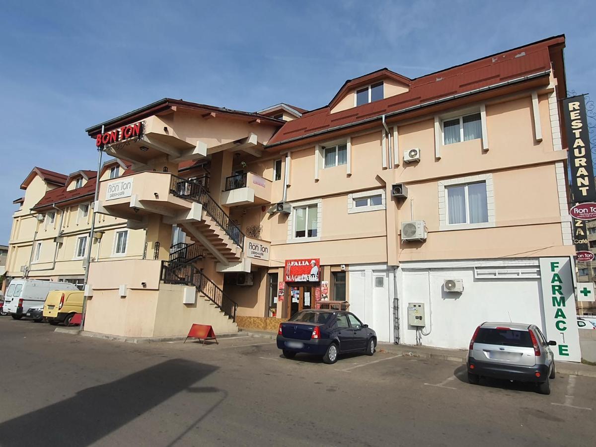 Aparthotel Bon Ton