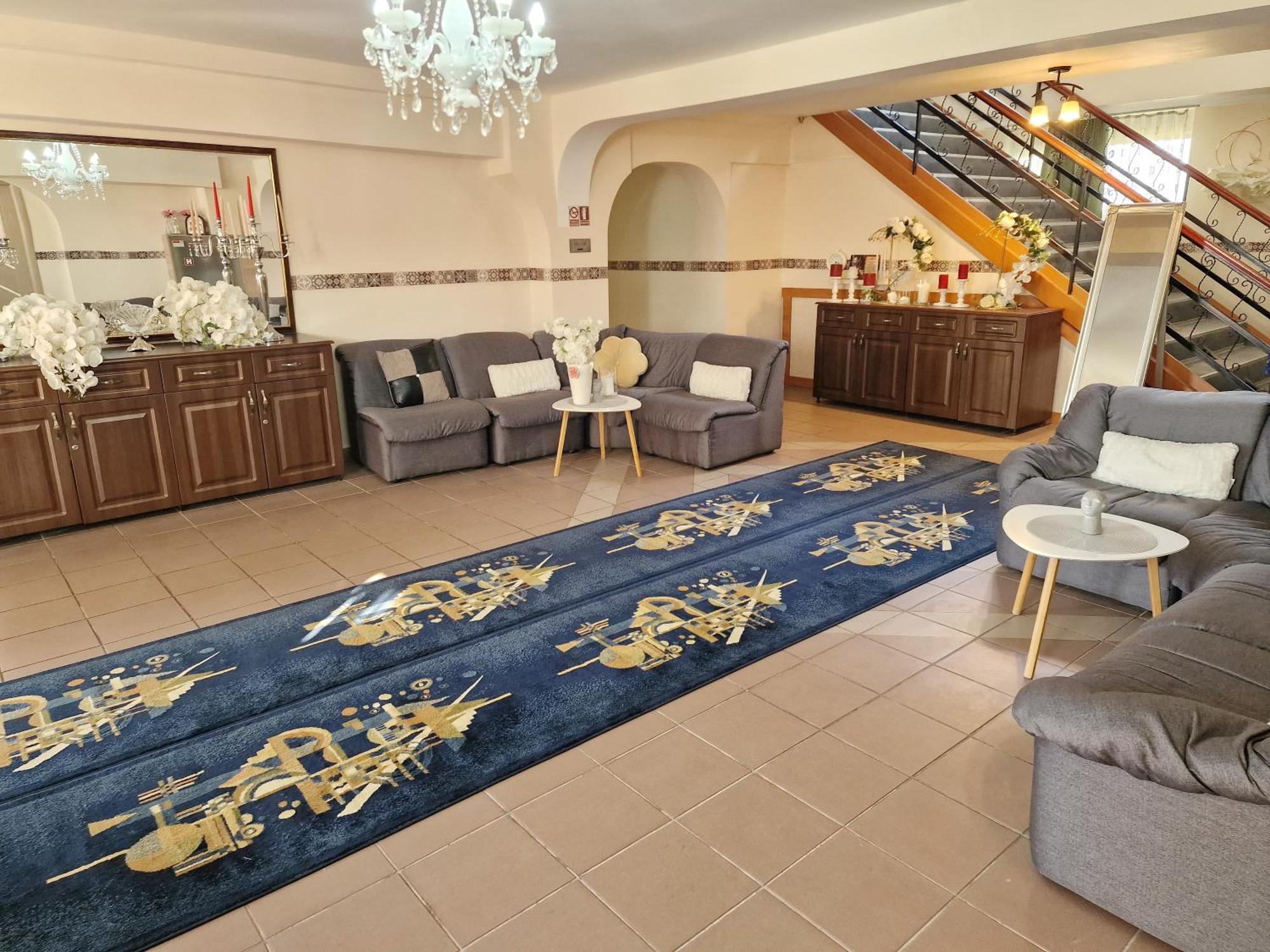 Bon Ton Aparthotel *
